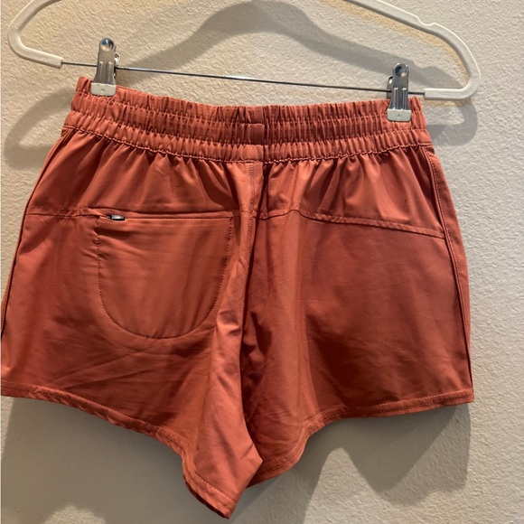 Vuori Women's Terracotta Athletic Shorts - Picture 2 of 5